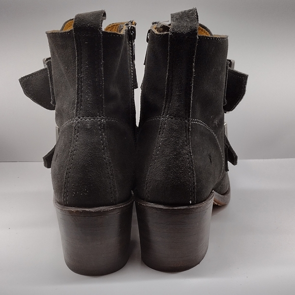 Frye Sabrina Double Buckle Grey Leather Boots l Side Zipper l Size 9 M l - Picture 4 of 11